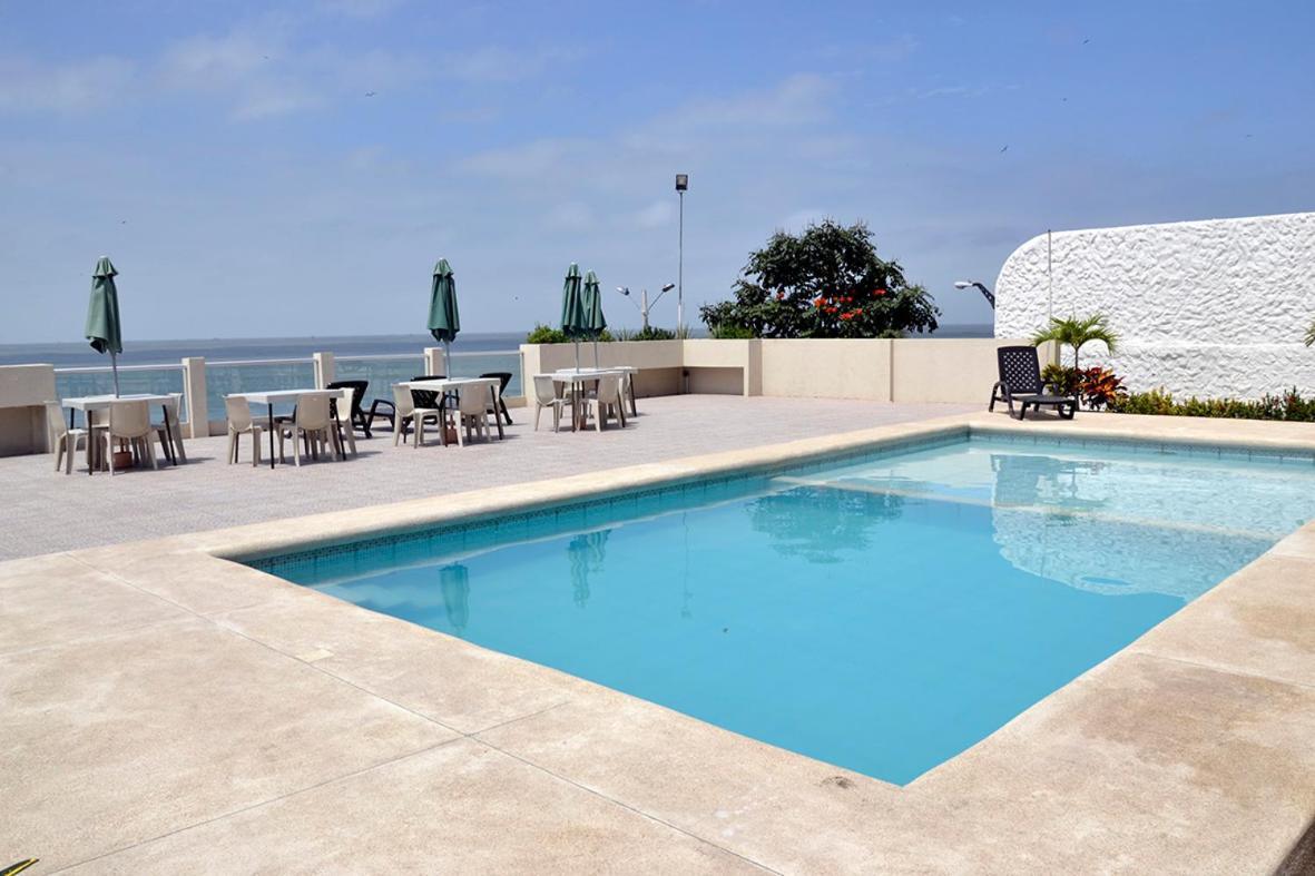 Hotel Paradise Beach Playas Exterior photo